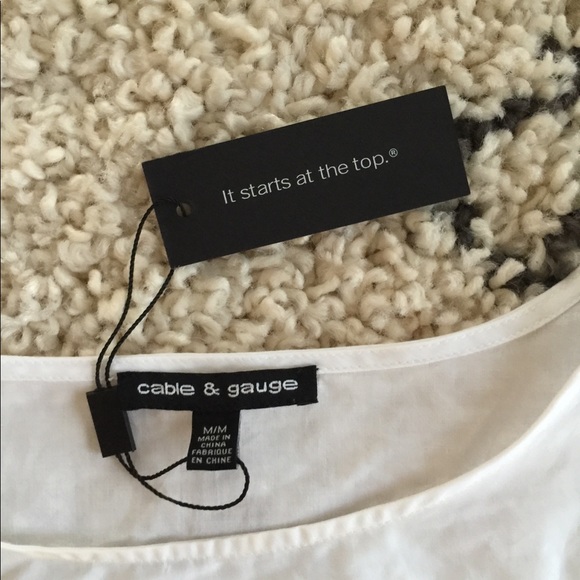 Stitched Linen Summer Top - Picture 7 of 7